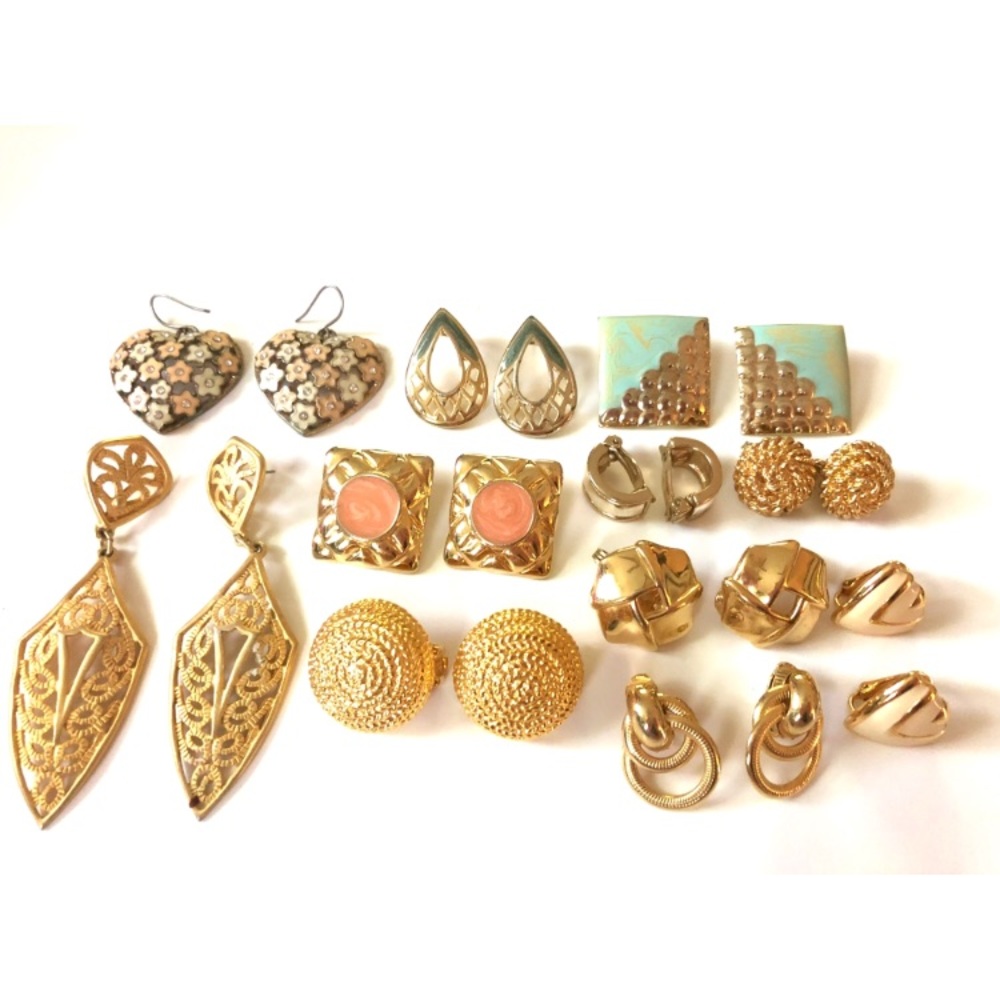 Lot of 11 gold vintage earrings